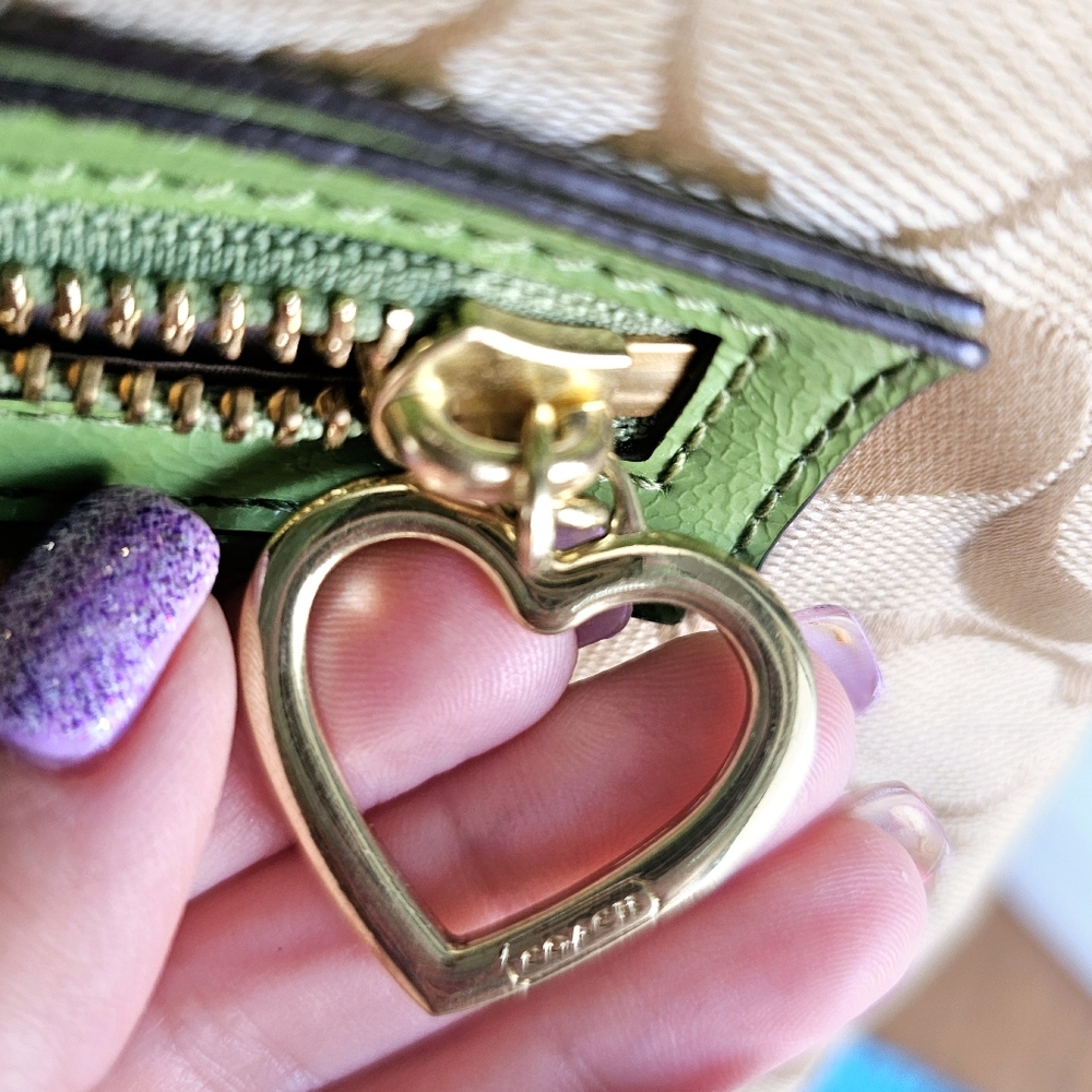 Coach Daisy Purse Bag - Picture 8 of 11